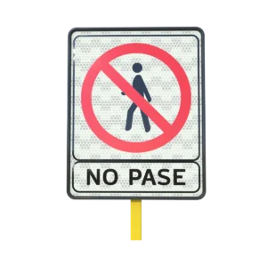 Prohibido el Paso solo Personal Autorizado