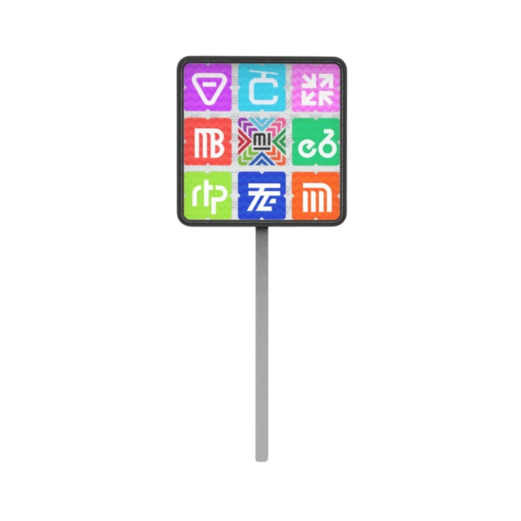 Señal de movilidad integrada con íconos de Metro, Metrobús, RTP, Trolebús, Cablebús, Ecobici y CETRAM, representando la conexión visual del transporte público en la Ciudad de México.  Parte de las Señales de movilidad integrada.